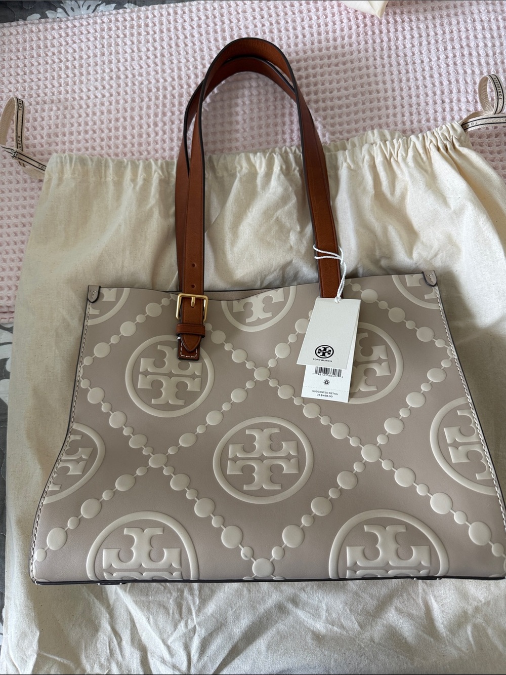 Tory Burch T MONOGRAM CONTRAST EMBOSSED SMALL TOTE in Longan/New Cream NWT